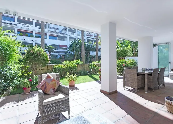 Apartment Canas Beach, Ground Floor First Line Beach, Golden Mile