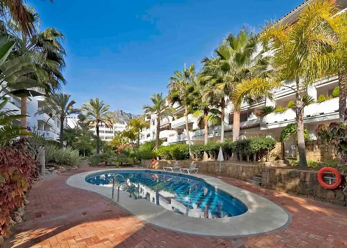 Apartment Canas Beach, Ground Floor First Line Beach, Golden Mile