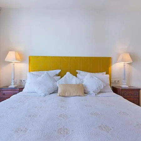 Canas Beach, Ground Floor First Line Beach, Golden Mile Apartment Marbella