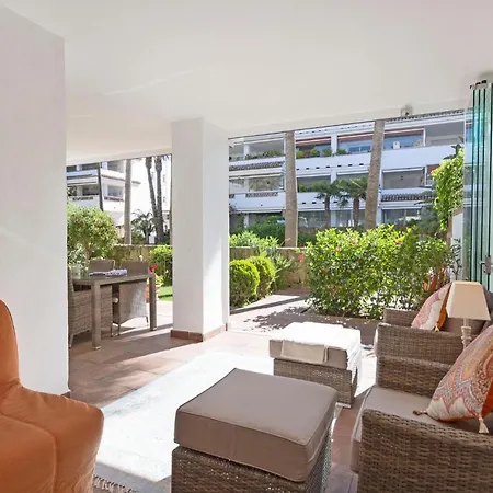 Canas Beach, Ground Floor First Line Beach, Golden Mile Apartment Marbella